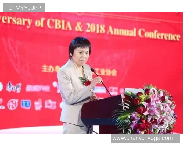 深度对话：探索吴芳在网球世界中的奋斗与成长之路